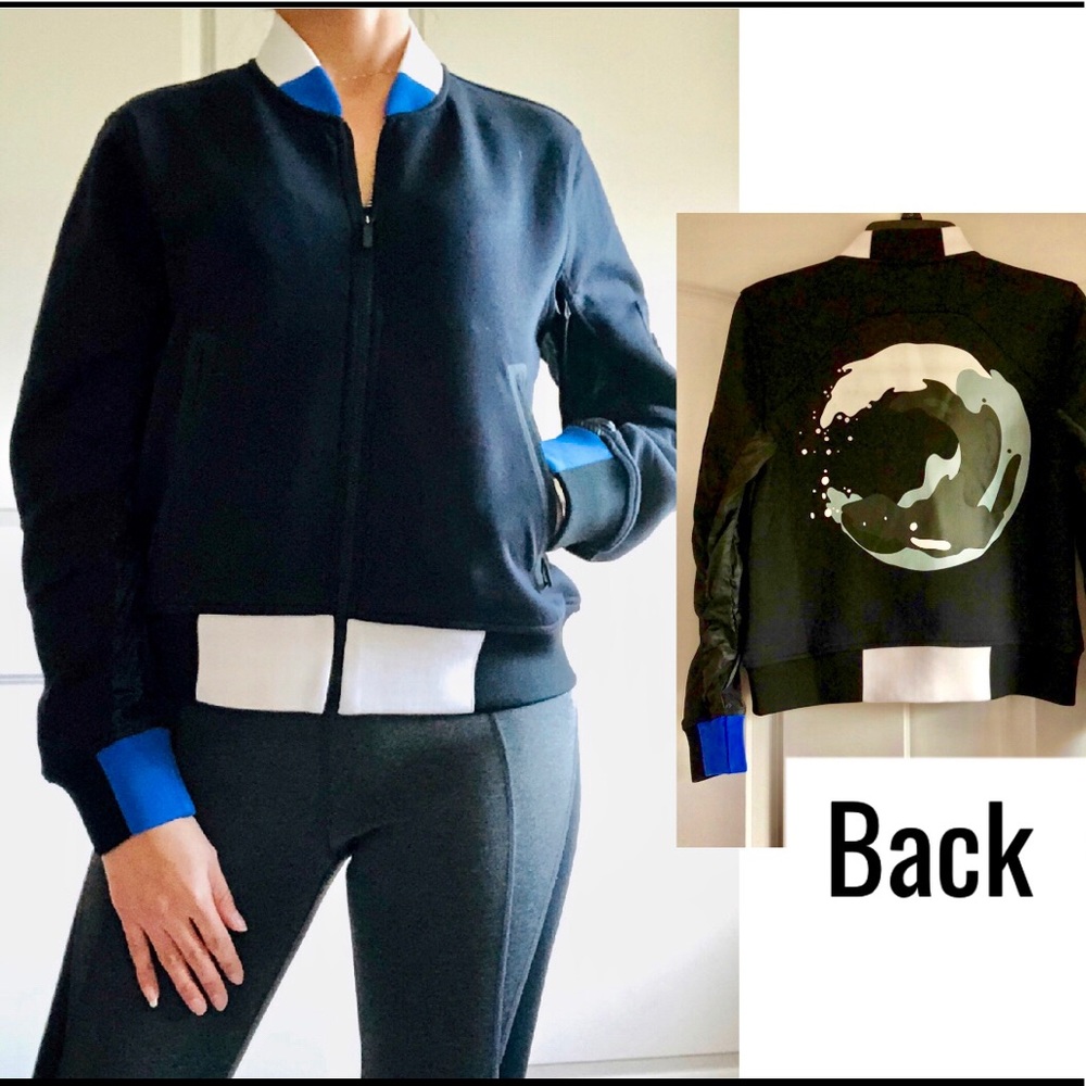 🤩NWOT Under  Armour Women’s Track Bomber Jacket🤩